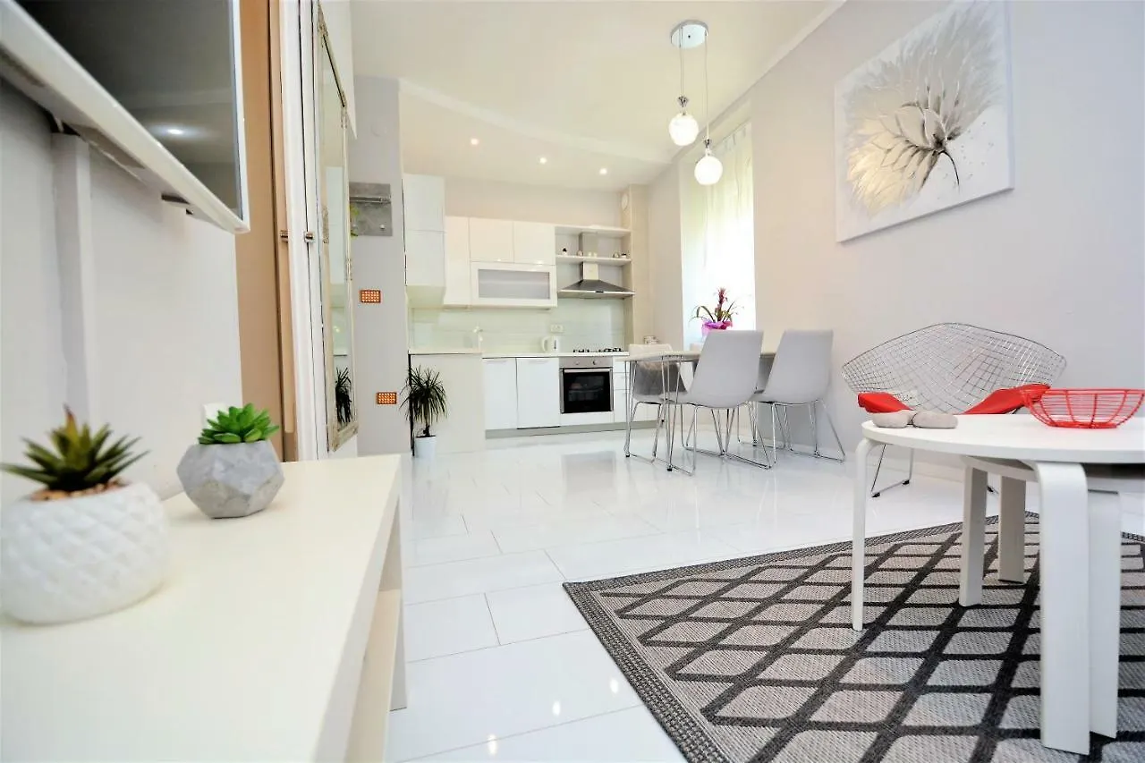 Apartment Populare زادار